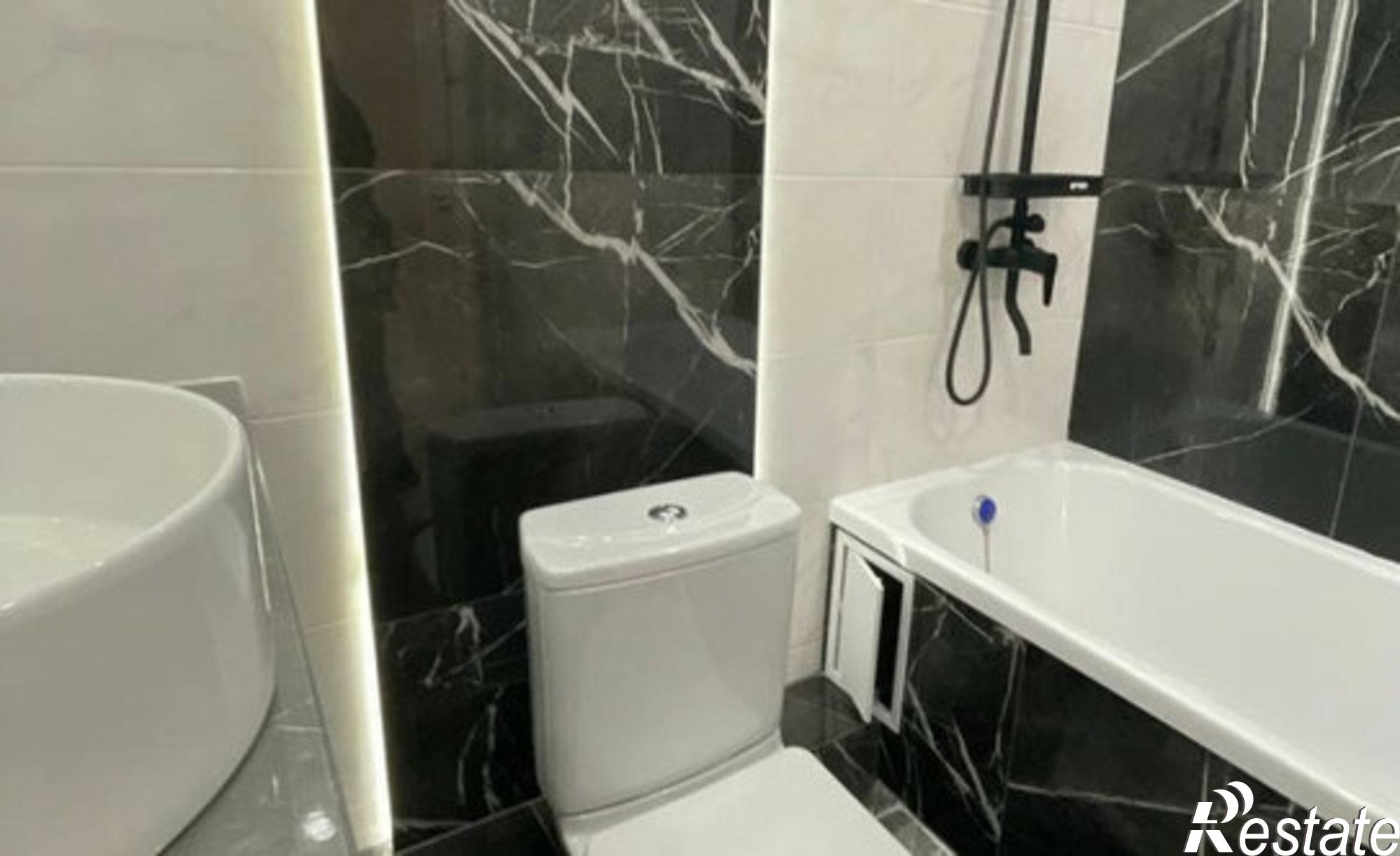 Купить квартиру за 3 900 000 рублей на ул им. Героя Ростовского, 8 3