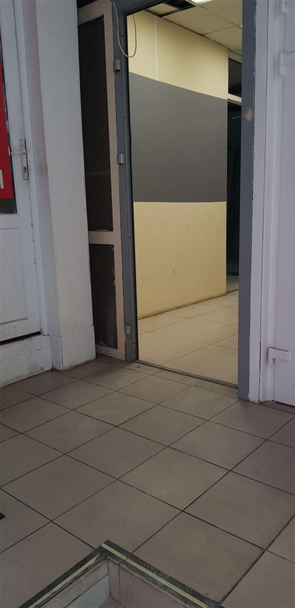 Сдать торговое помещение за 45 000 рублей на ул Ставропольская, д. 135