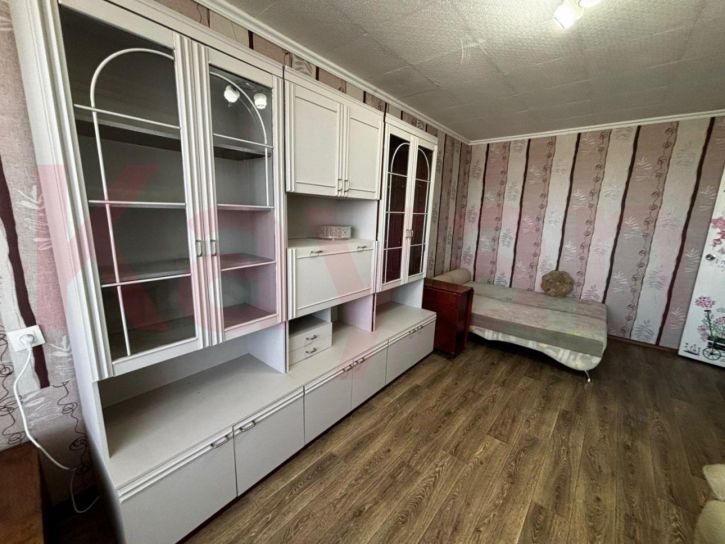 1-комн квартира им. 70-летия Октября ул.