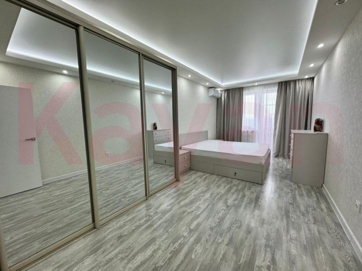 2-комн квартира Бородинская ул.