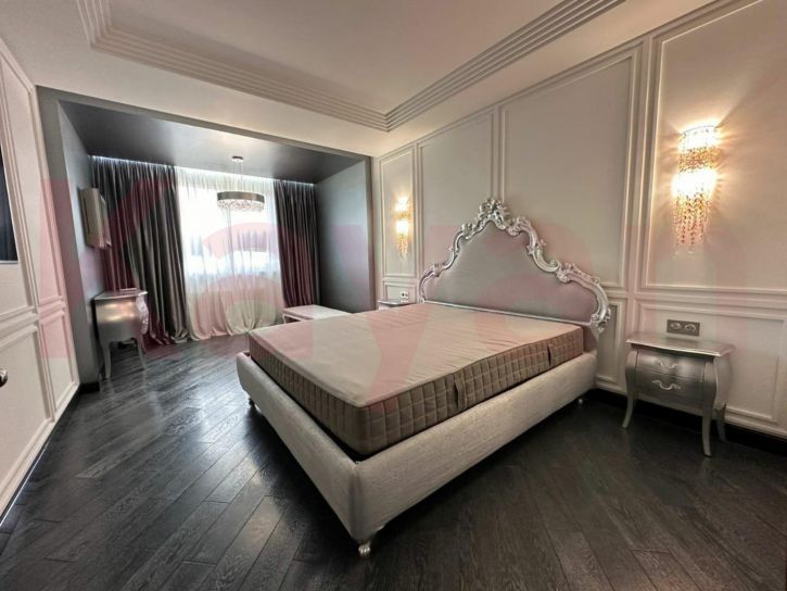 4-комн квартира Кожевенная ул.