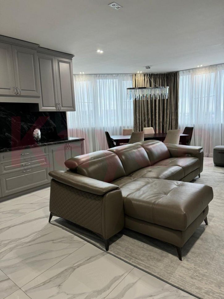 3-комн квартира Промышленная ул.