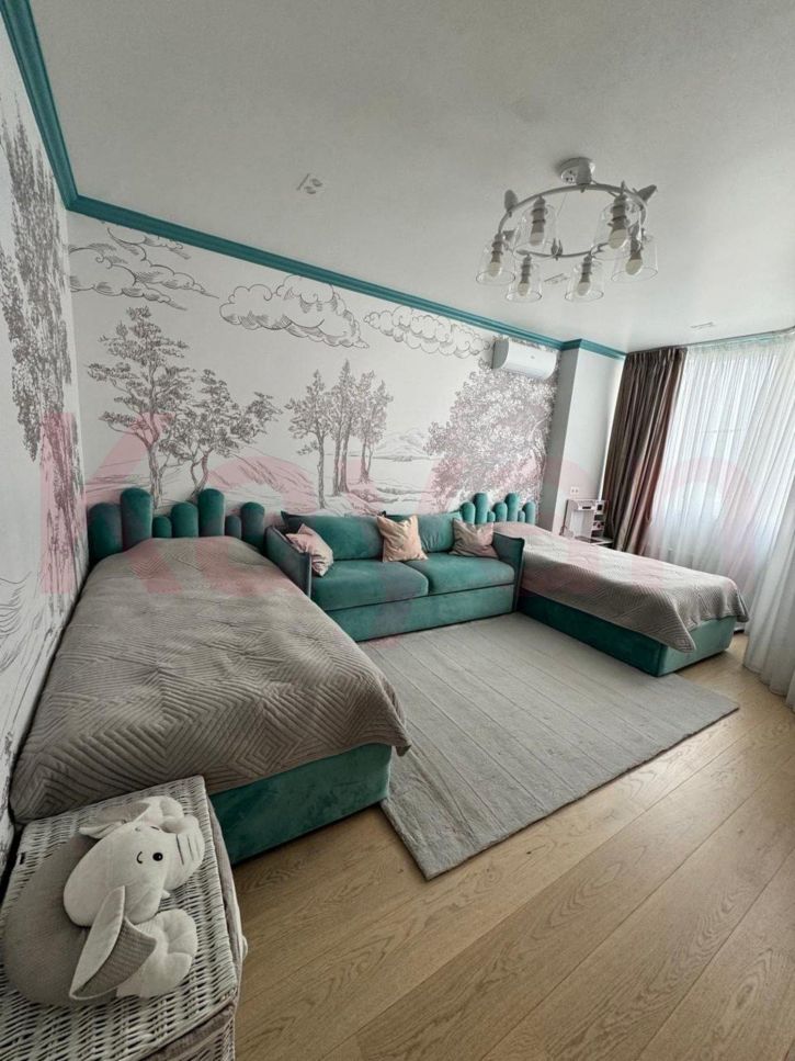 3-комн квартира Промышленная ул.