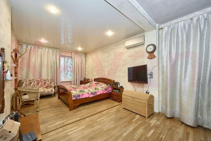 4-комн квартира Красная ул.