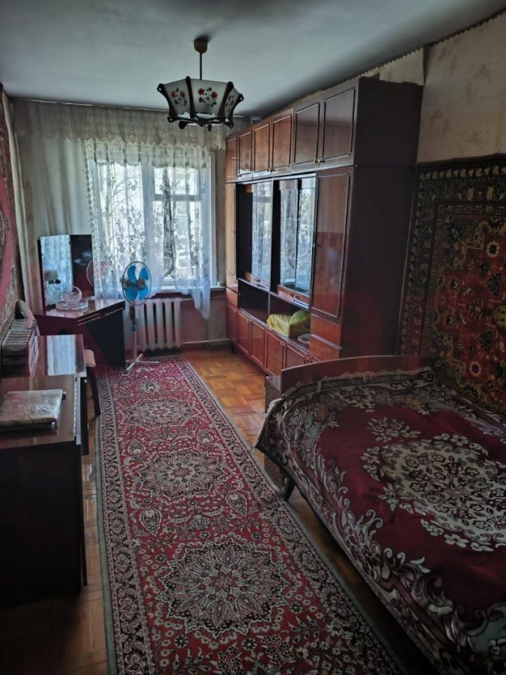 3-комн квартира им. Димитрова ул.