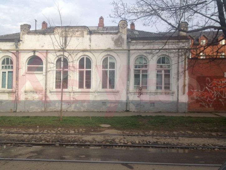 3-комн квартира Коммунаров ул.