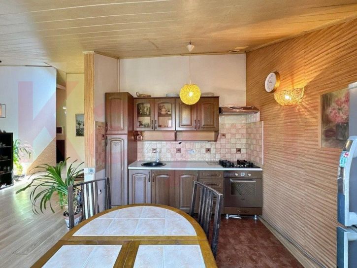 2-комн квартира Баканская ул.