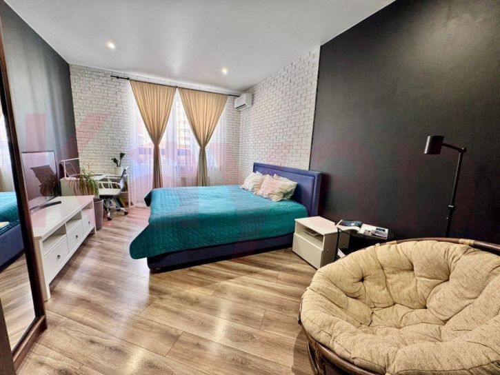 1-комн квартира Гидростроителей ул.