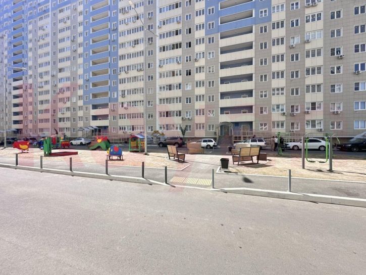 2-комн квартира Российская ул.