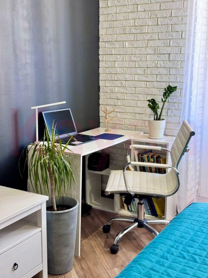 1-комн квартира Гидростроителей ул.