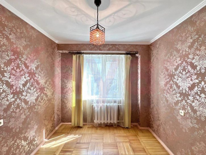 2-комн квартира им. Атарбекова ул.