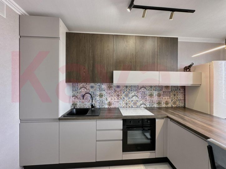 2-комн квартира Российская ул.