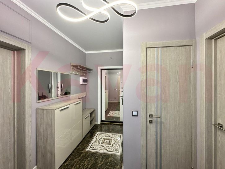 2-комн квартира Российская ул.