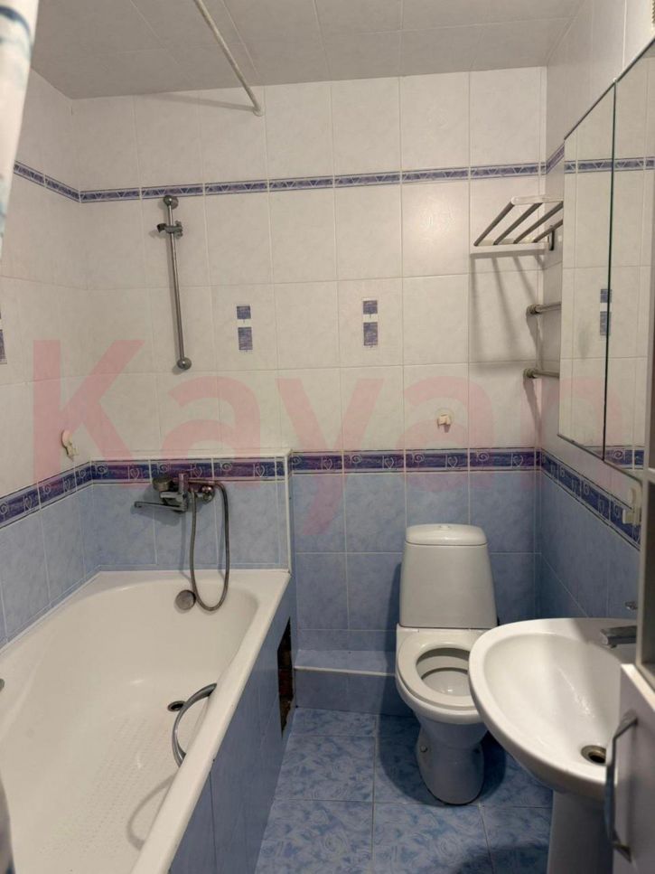 3-комн квартира Гидростроителей ул.