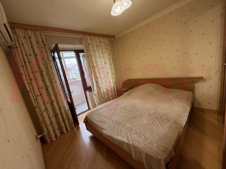 3-комн квартира им. Тургенева ул.