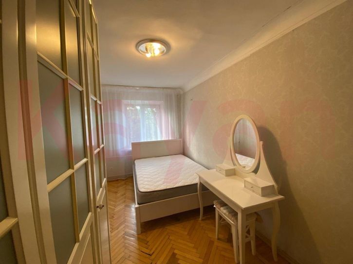 3-комн квартира Офицерская ул.