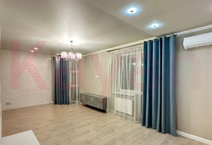 2-комн квартира Таманская ул.