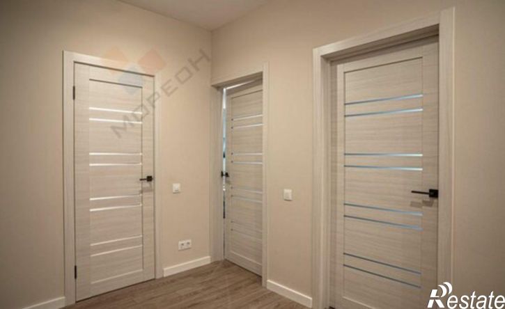 3-комн квартира улица Леонида Лаврова, 4,  д. 4