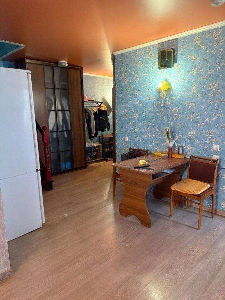 3-комн квартира Алмазная улица, д.34