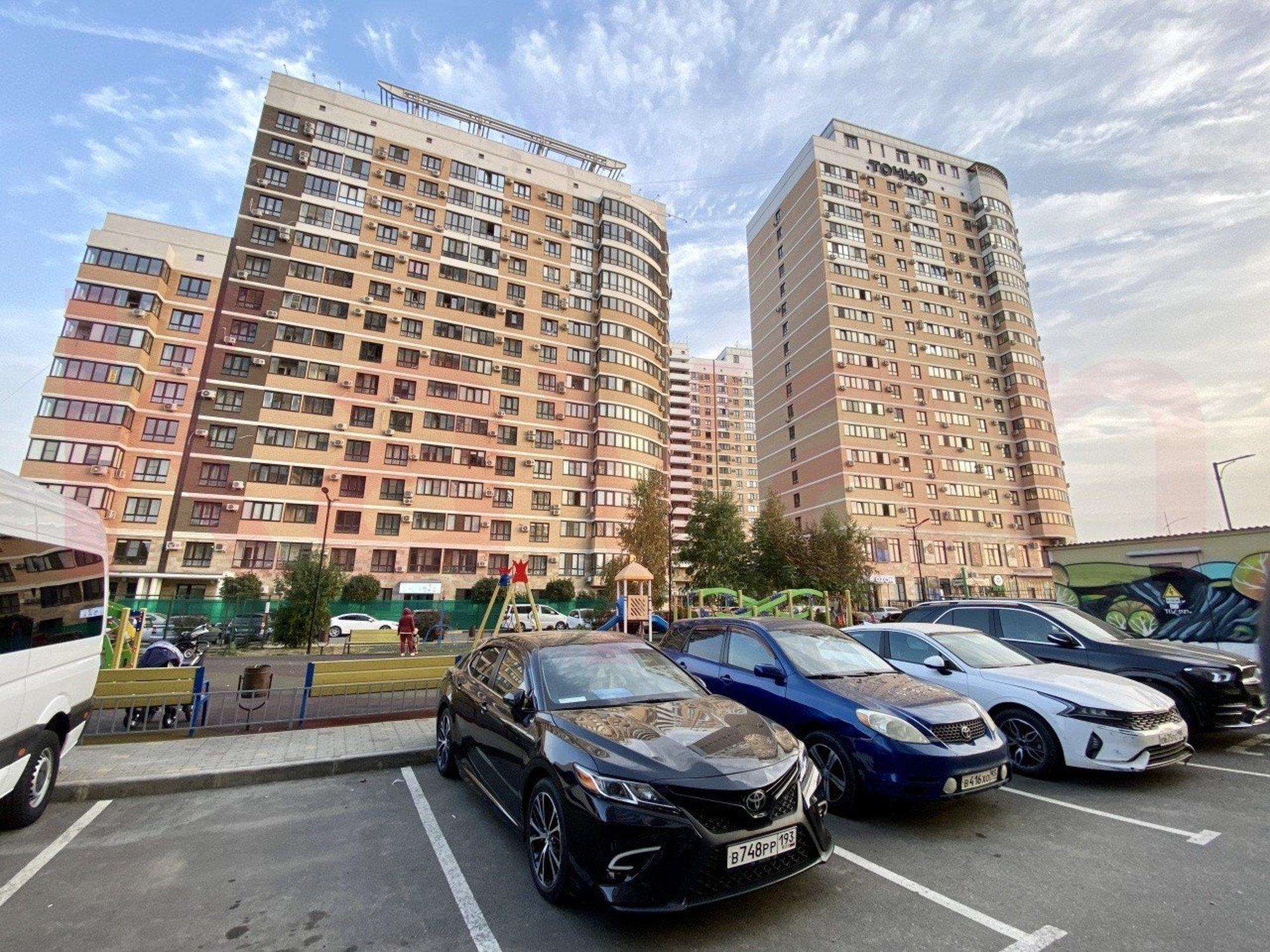 Купить квартиру за 5 000 000 рублей на Леонида Лаврова ул.