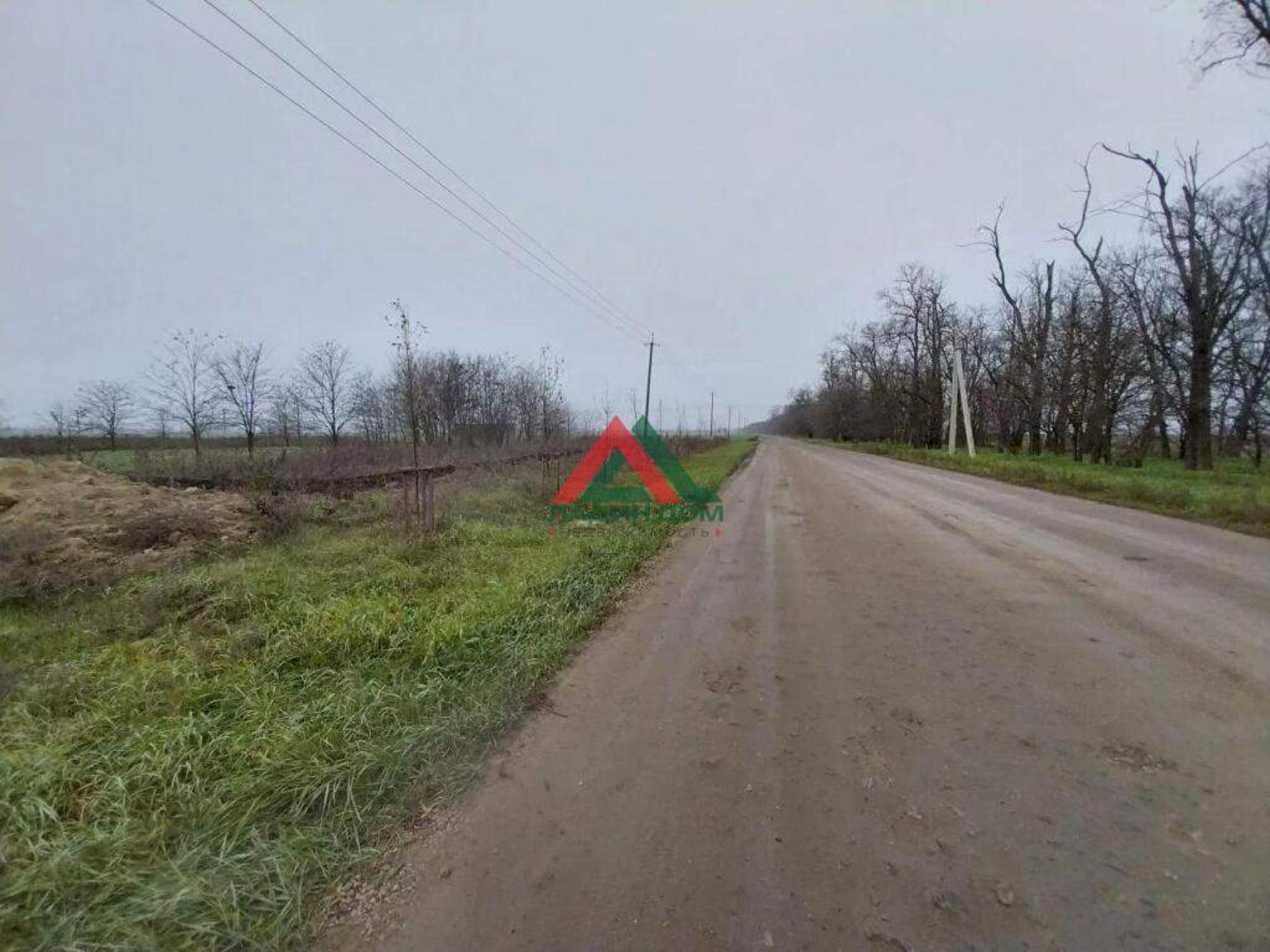 Купить землю, земельный участок за 2 100 000 рублей на Ромашковая улица