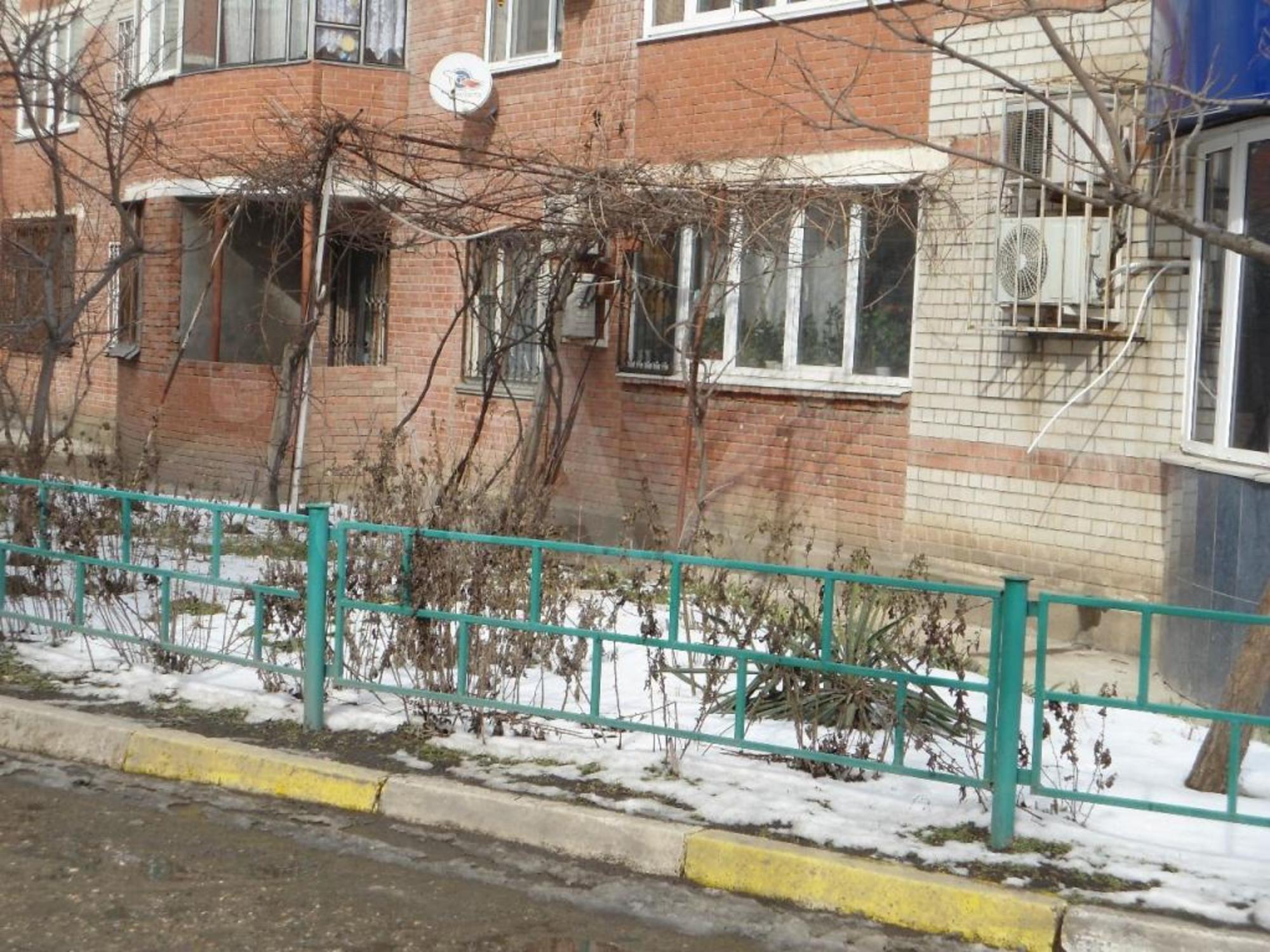 Купить комнату за 2 400 000 рублей на Чекистов пр-кт, 33