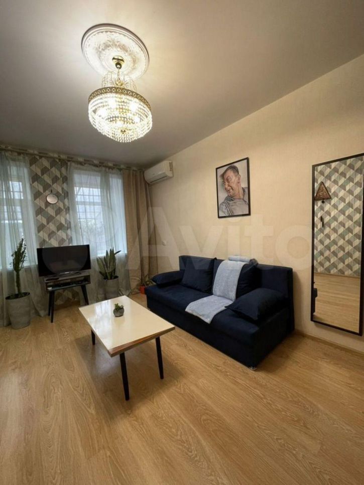 2-комн квартира Чкалова ул, 118