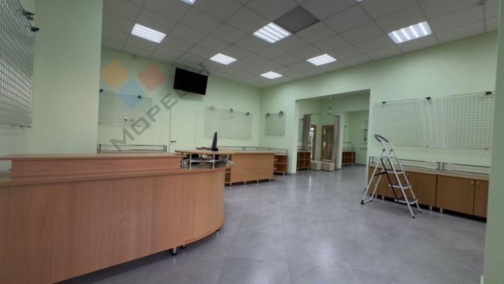 Торговое помещение Адмирала Серебрякова ул, 3/к3
