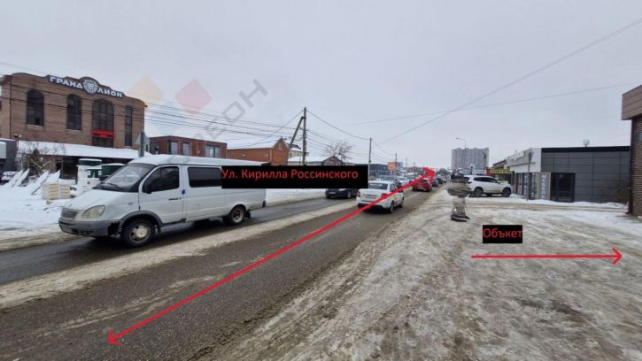 Торговое помещение им. Кирилла Россинского ул, 3