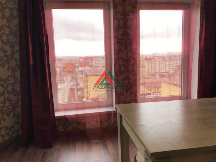1-комн квартира им. Комарова В.М. улица, д.21/1к5