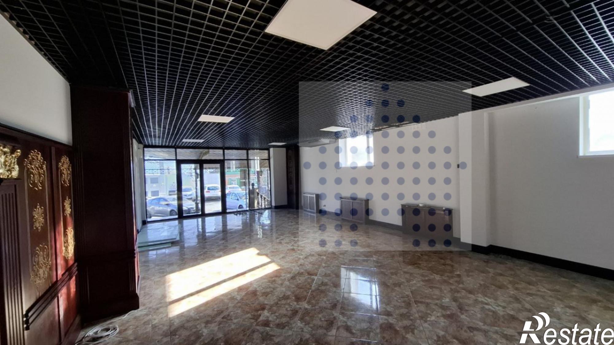 Купить офис, помещение под офис за 35 000 000 рублей на им. Кутузова ул., 77