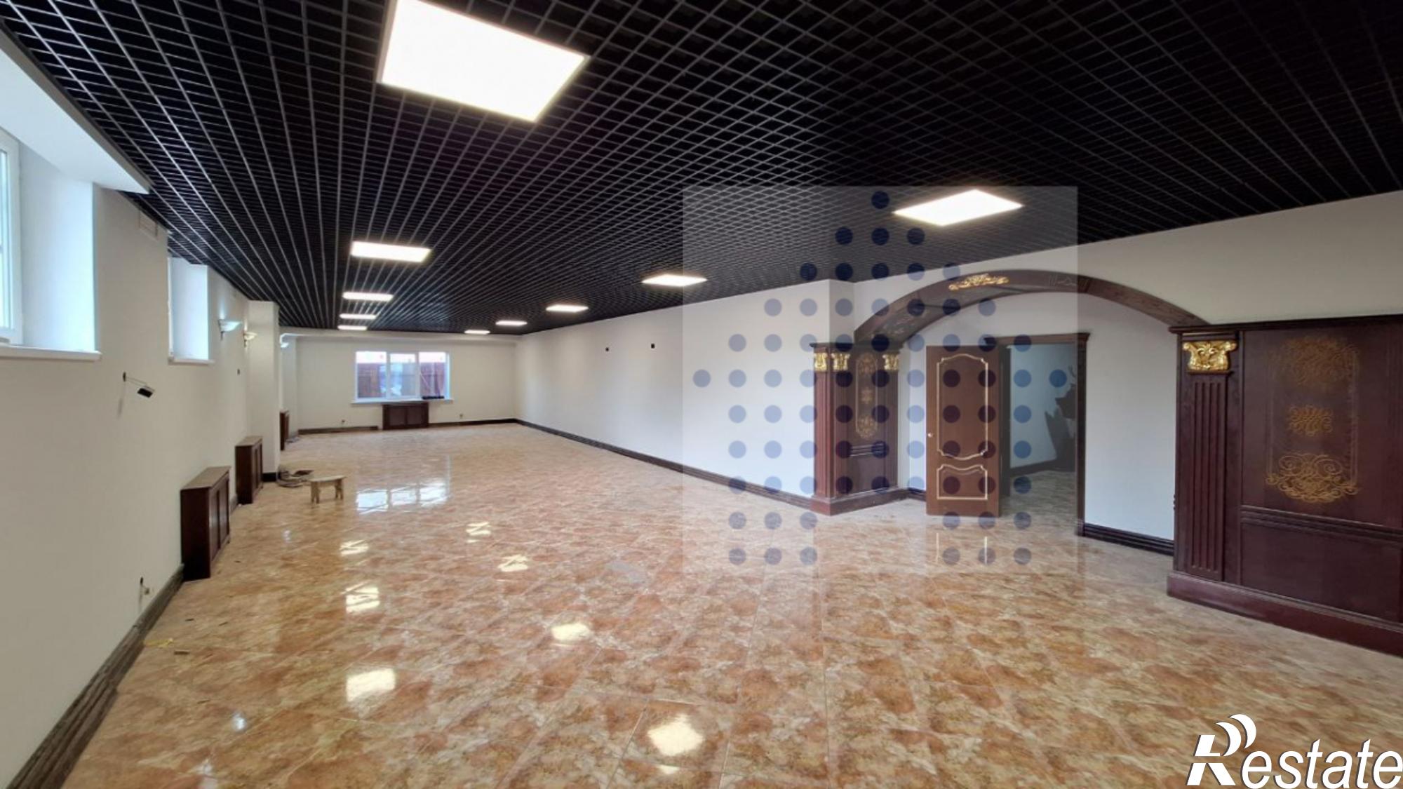 Купить офис, помещение под офис за 35 000 000 рублей на им. Кутузова ул., 77