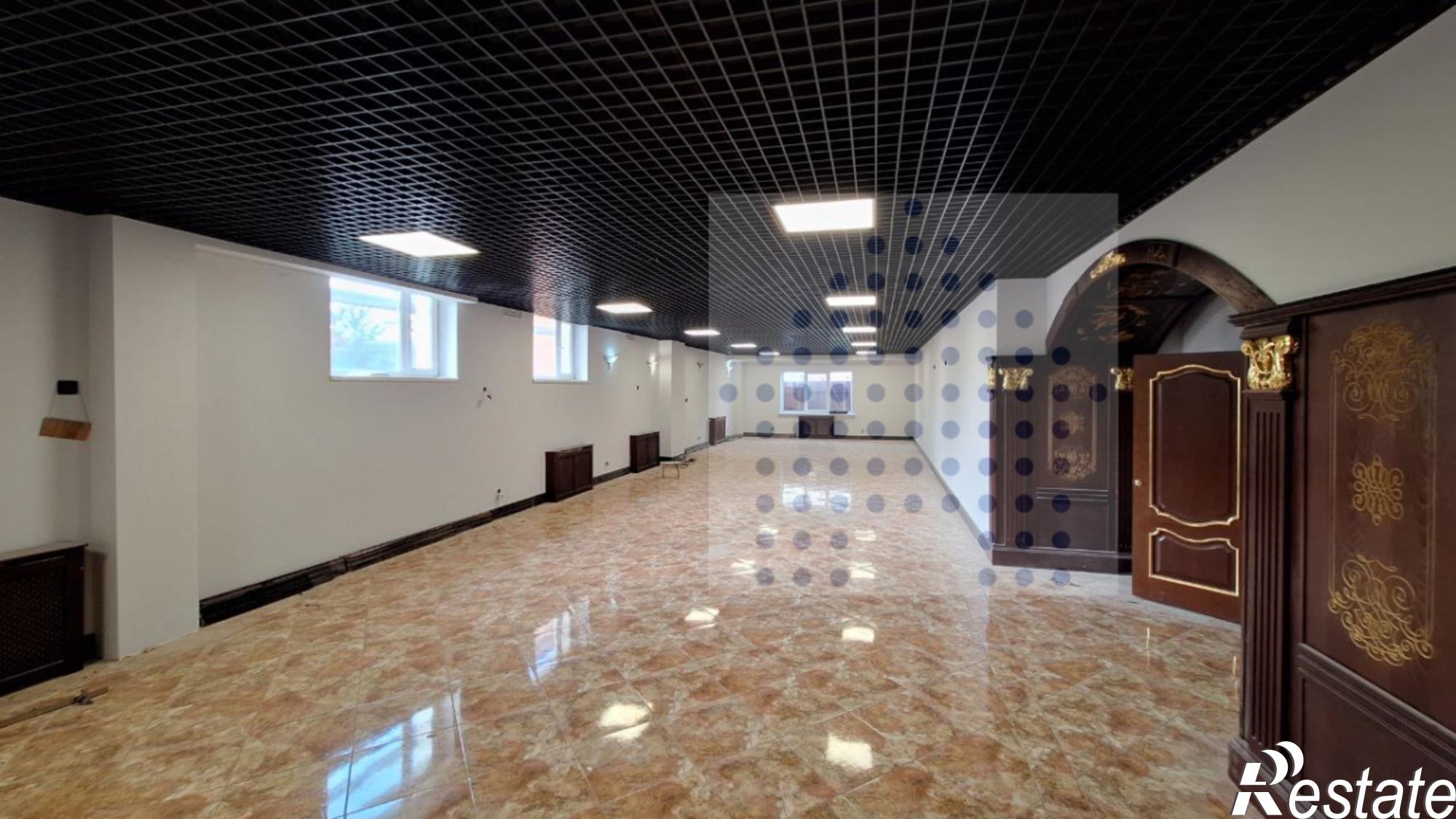 Купить офис, помещение под офис за 35 000 000 рублей на им. Кутузова ул., 77