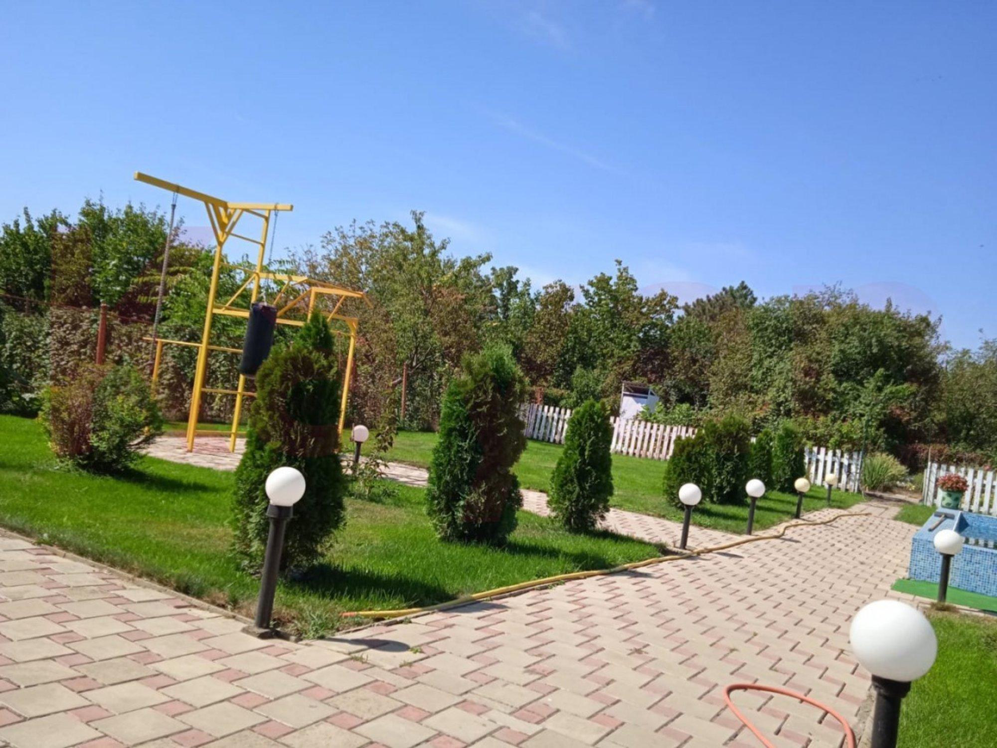 Купить дачу, дом, коттедж за 22 000 000 рублей на Троицкая ул.