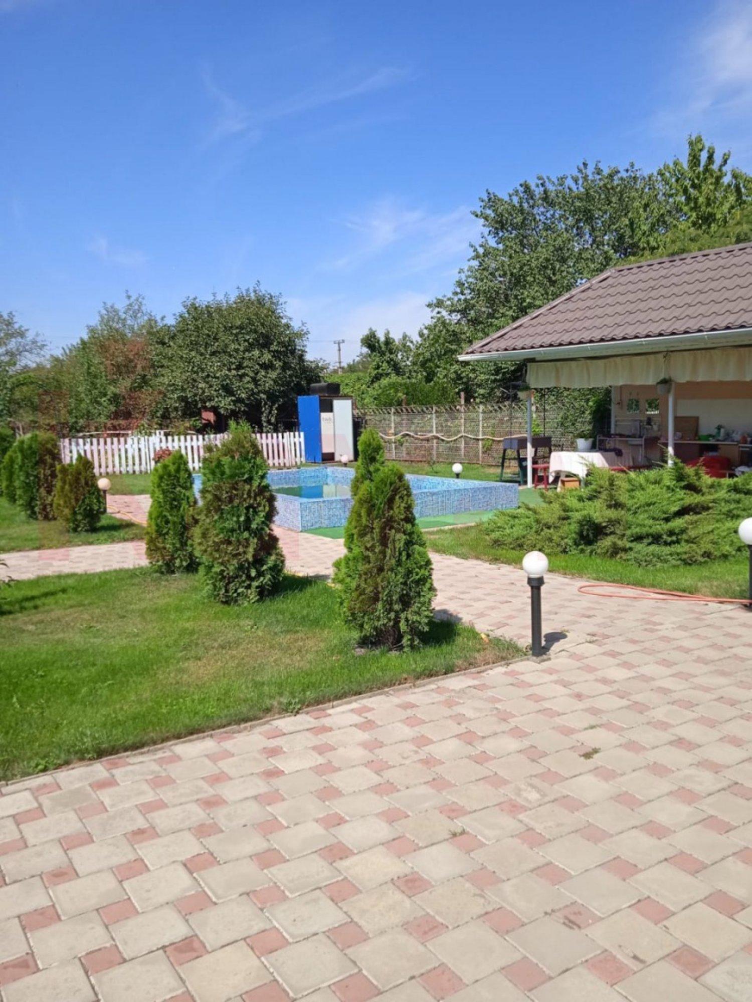 Купить дачу, дом, коттедж за 22 000 000 рублей на Троицкая ул.