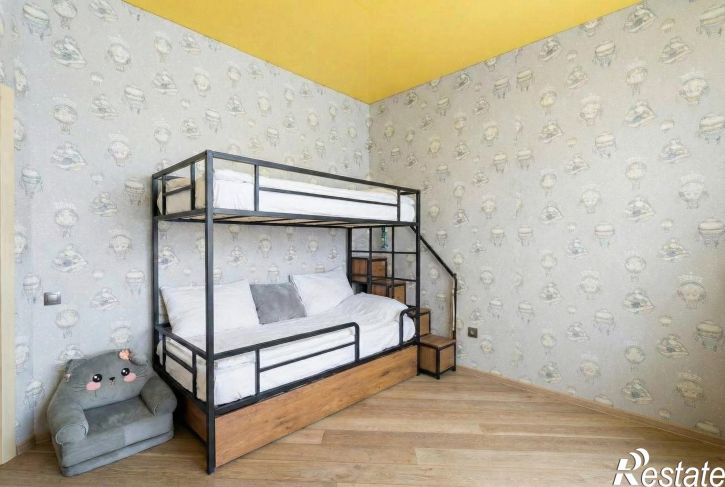 3-комн квартира микрорайон Центральный,Кубанская Набережная улица,37/12