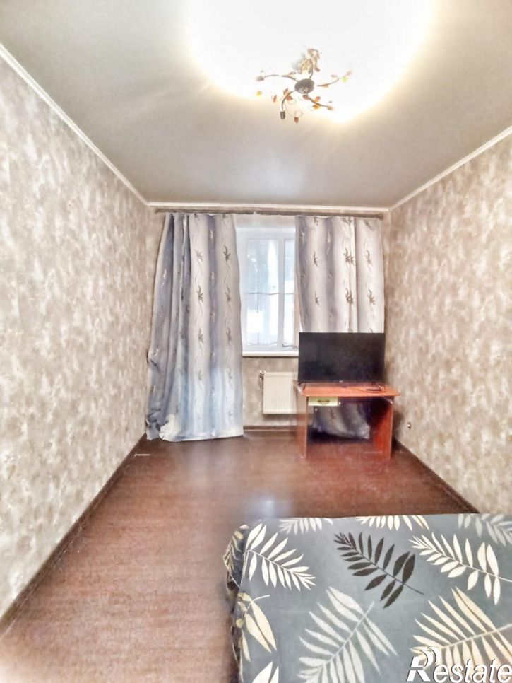 2-комн квартира им. Сергея Есенина ул., 82/4