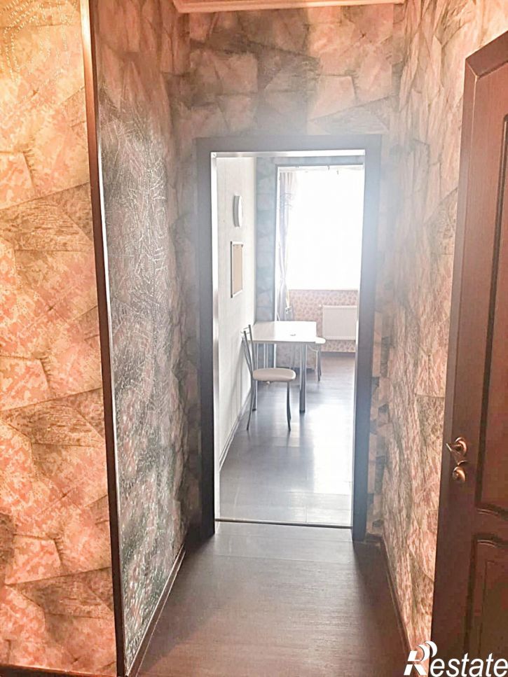 2-комн квартира им. Сергея Есенина ул., 82/4