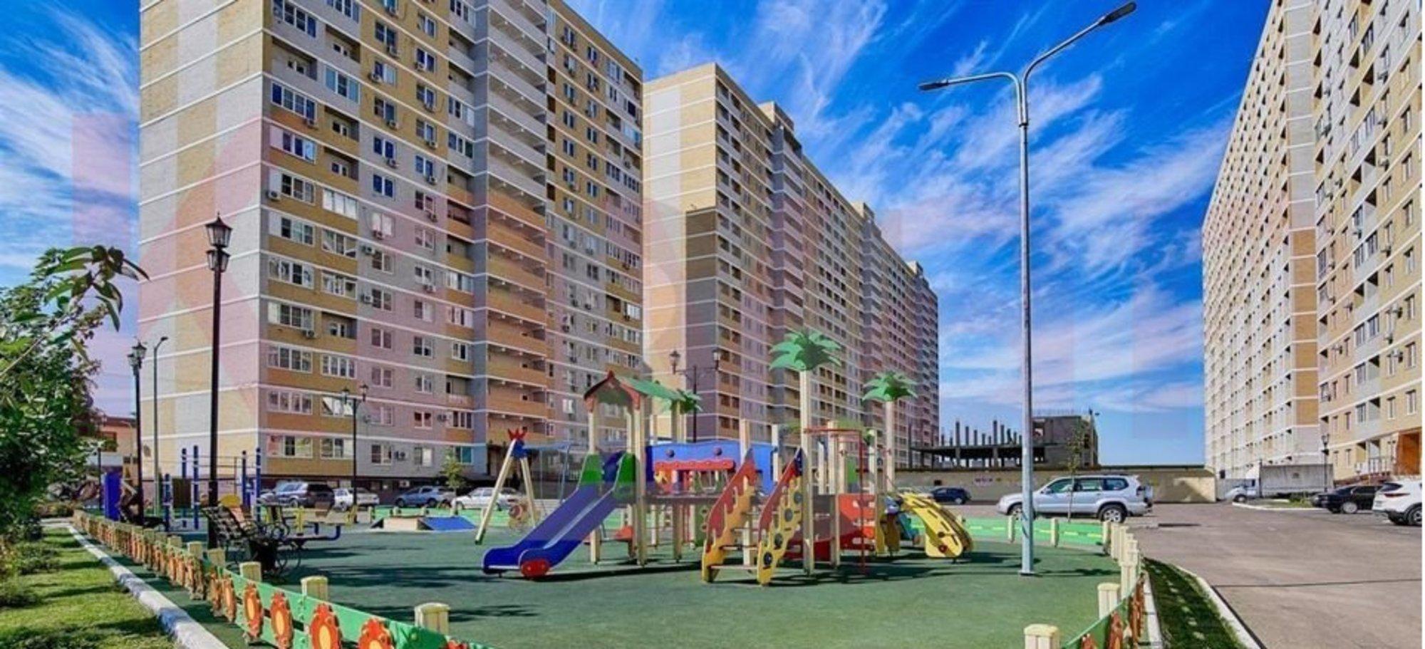 Купить студию за 2 730 000 рублей на Заполярная ул.
