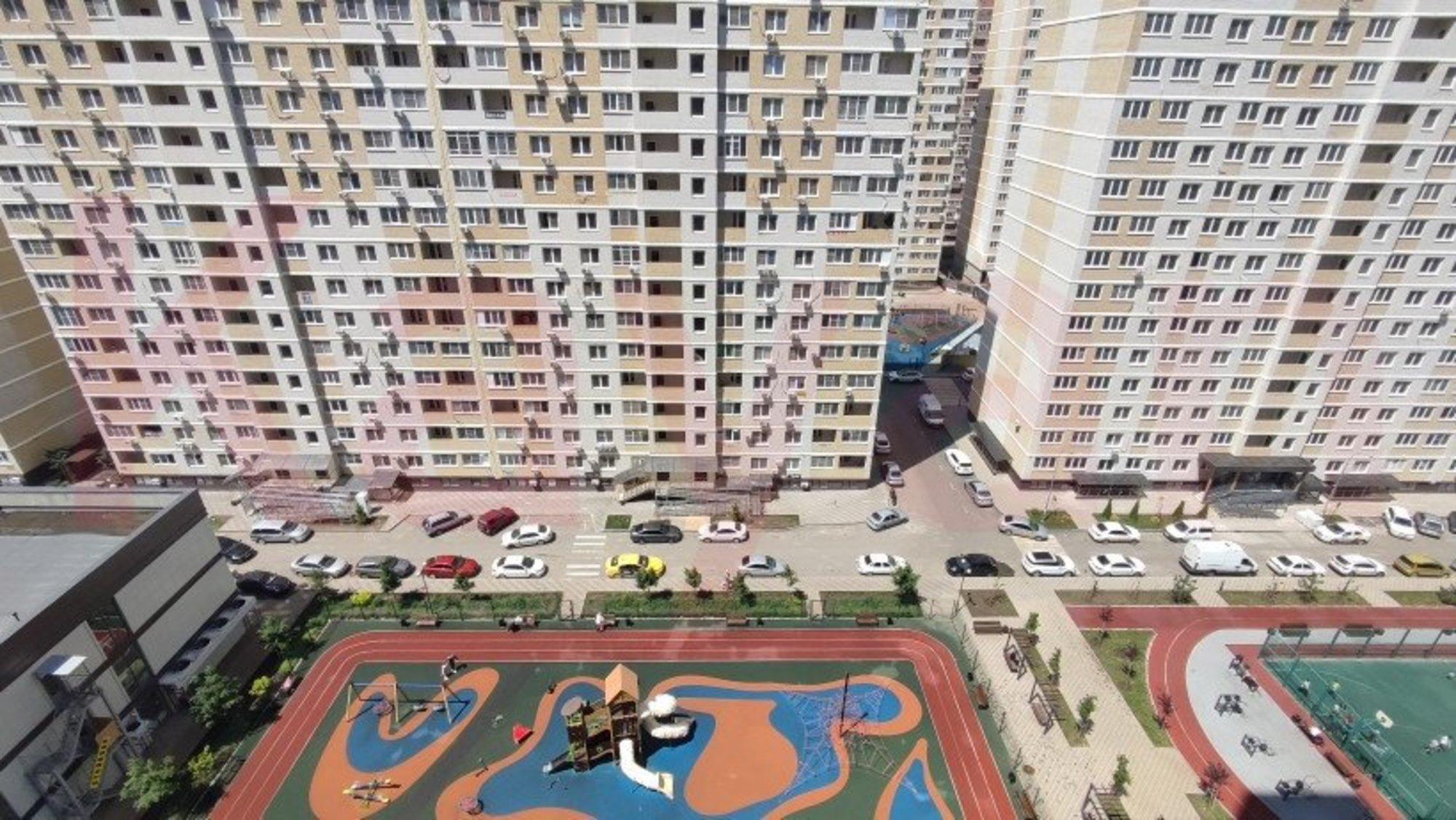 Купить студию за 2 730 000 рублей на Заполярная ул.