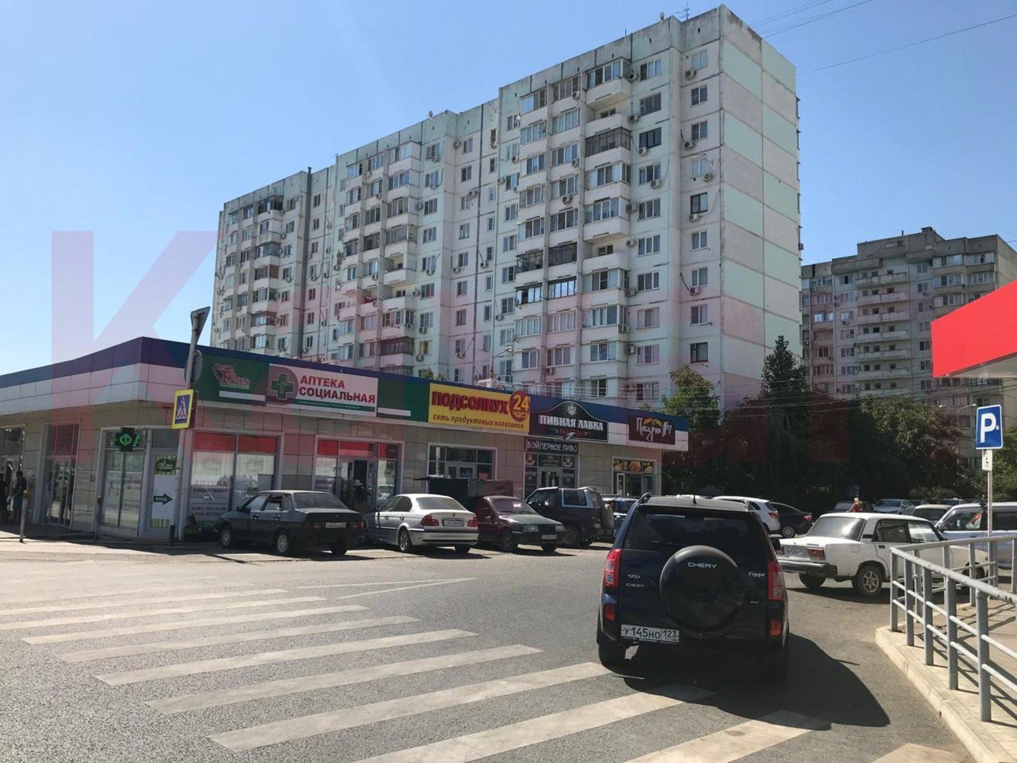 Купить торговое помещение за 19 500 000 рублей на 9-я Тихая ул.