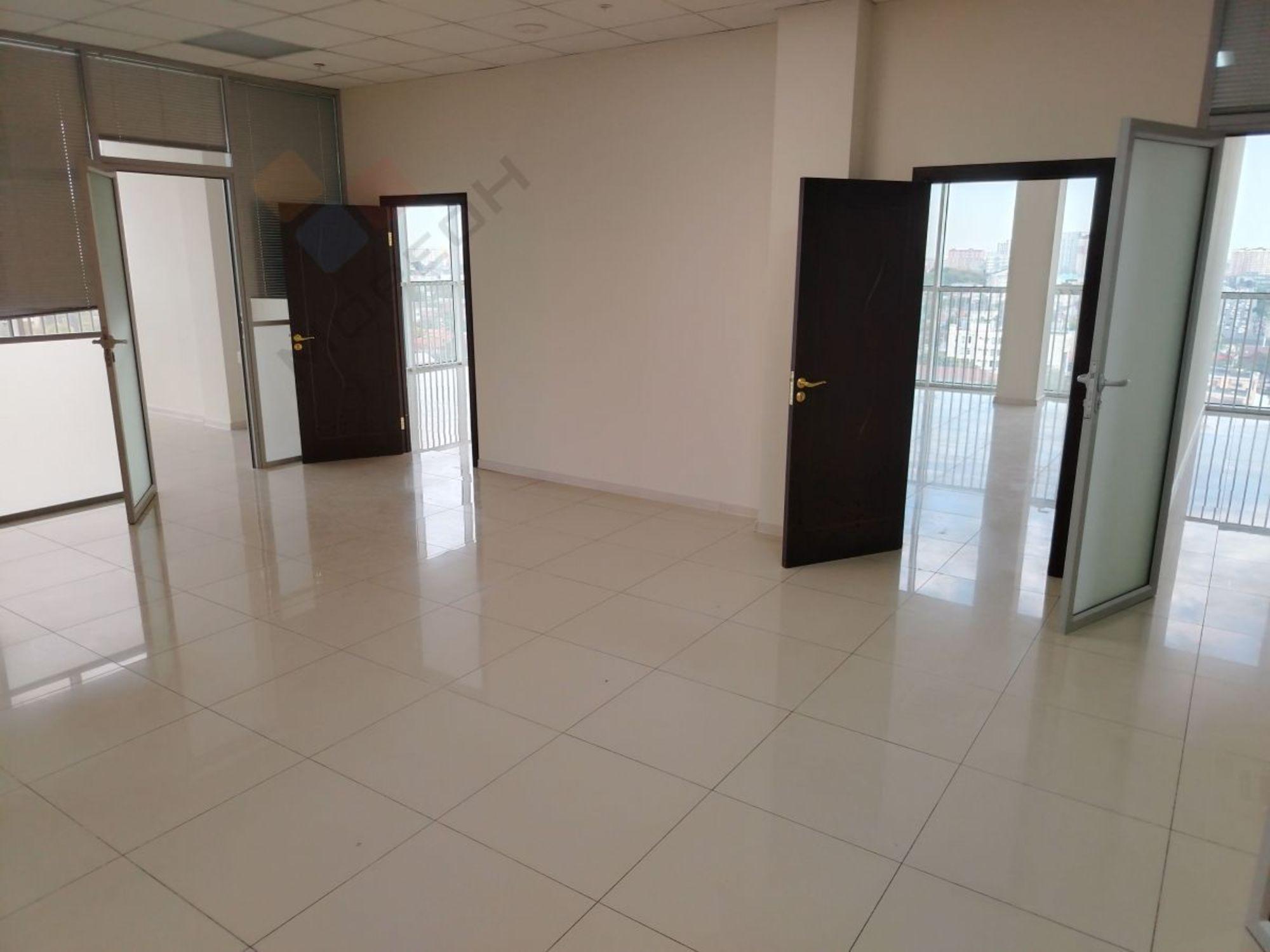 Купить офис, помещение под офис за 87 090 400 рублей на Северная ул, 490