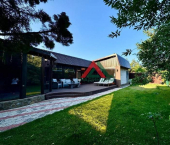 коттедж 326 кв м им. Виктора Гришина улица, д.34
