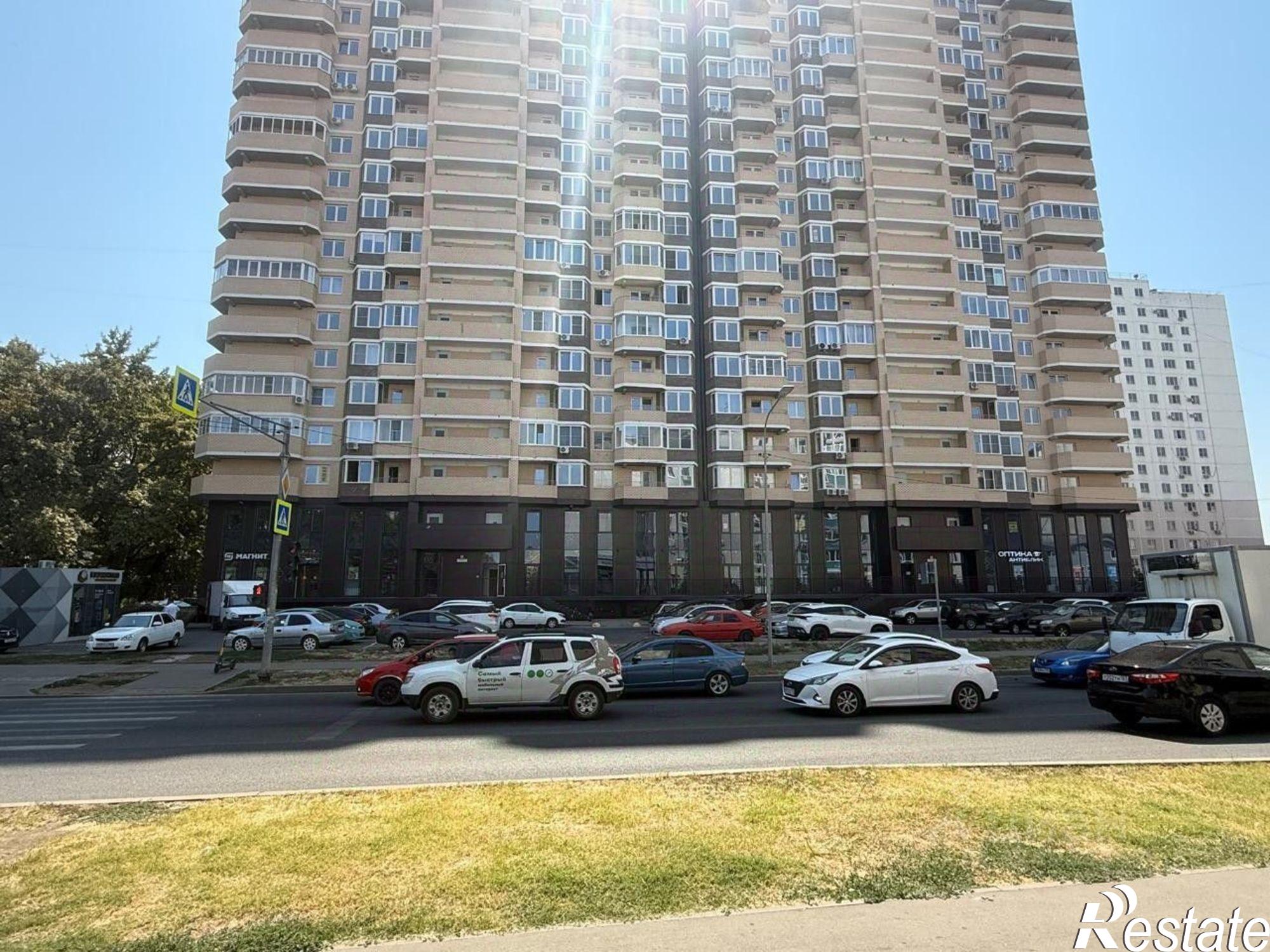 Купить торговое помещение за 15 500 000 рублей на Черкасская улица, 79