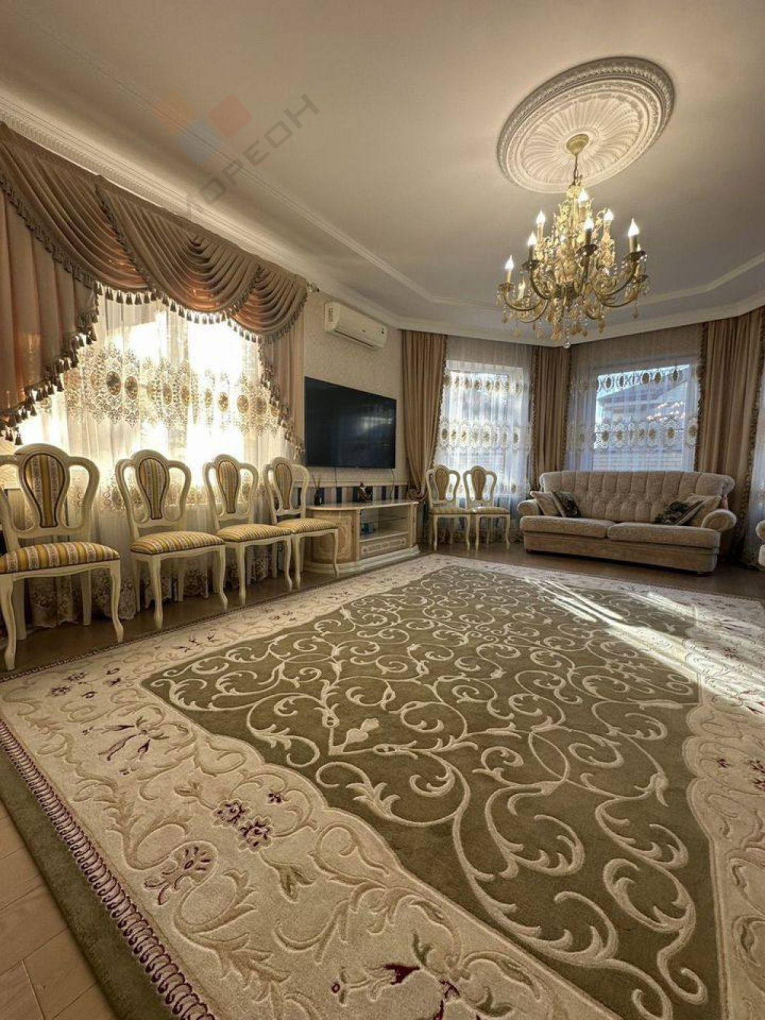 Купить дачу, дом, коттедж за 34 000 000 рублей на Альпийский пр-д, 1