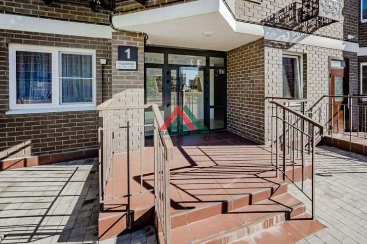 3-комн квартира Ветеранов улица, д.85