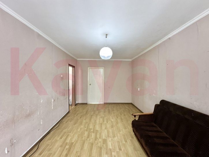 2-комн квартира Азовская ул.
