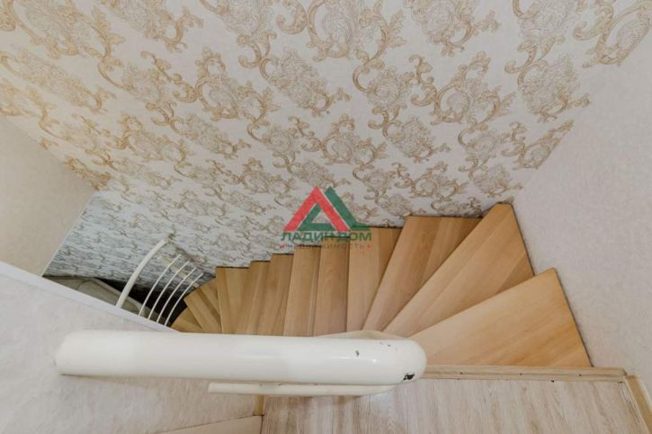 3-комн квартира им. Ивана Рослого улица, д.18