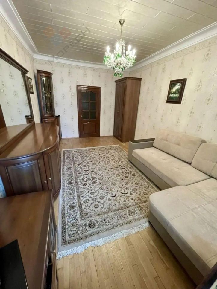 5-комн квартира Индустриальная ул, 32
