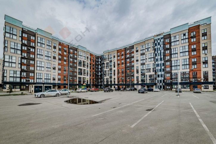1-комн квартира им. генерала Корнилова ул, 10к1